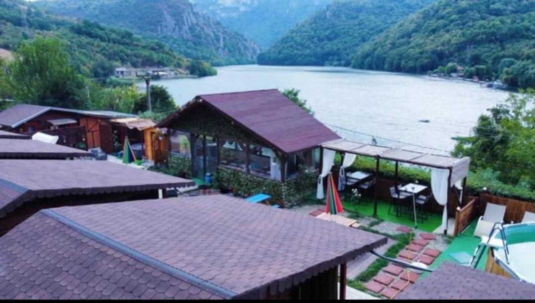 Clisura Dunarii Casutele Danca Ogradina Extérieur photo